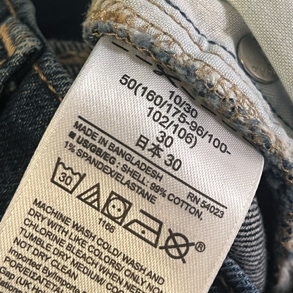 GAP 9'' Bermuda Denim Shorts Stretch Dark Indigo Blue Classic Women 10/30 NWOT - Picture 7 of 8